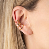 combinaison de bague d'oreilles anneau martelé, double anneau et triple anneau en plaqué or