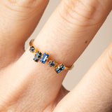 bague plaqué or cristaux bleus