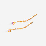 boucles d’oreilles chaîne fine dorée avec pierre lila