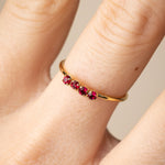 bague anneau avec 4 cristaux rubis