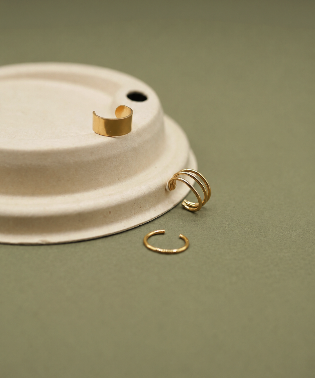 Ear cuffs dorés April Please