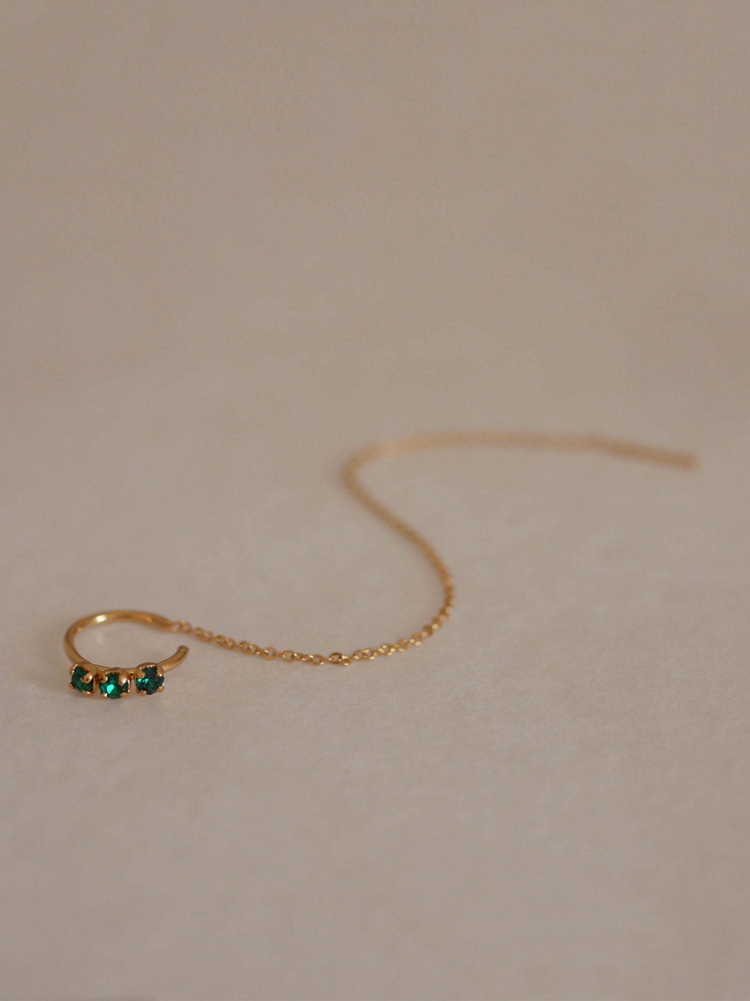 Boucle d'oreille avec cristaux vert émeraude April Please