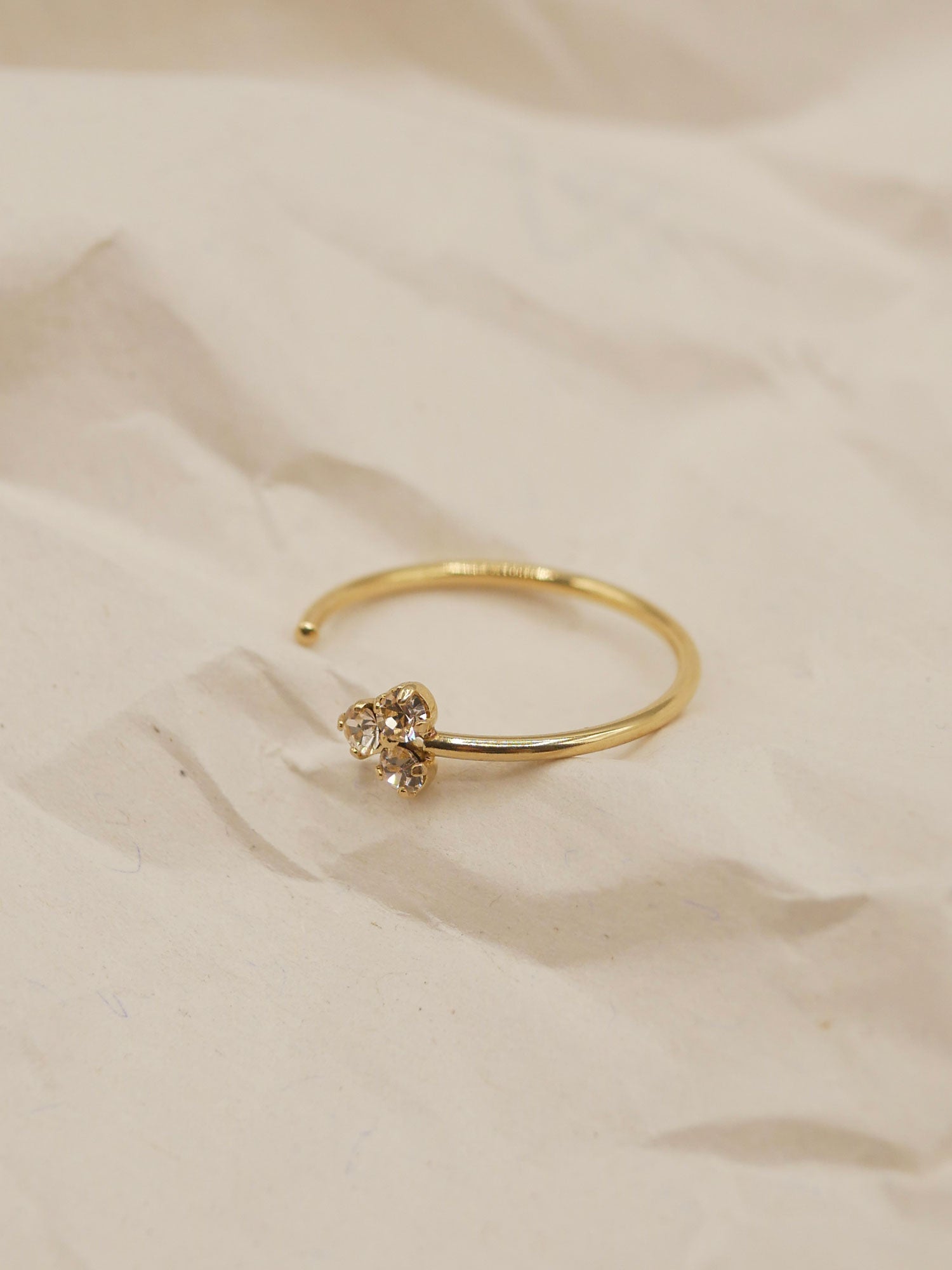 Bague fleur et cristaux April Please