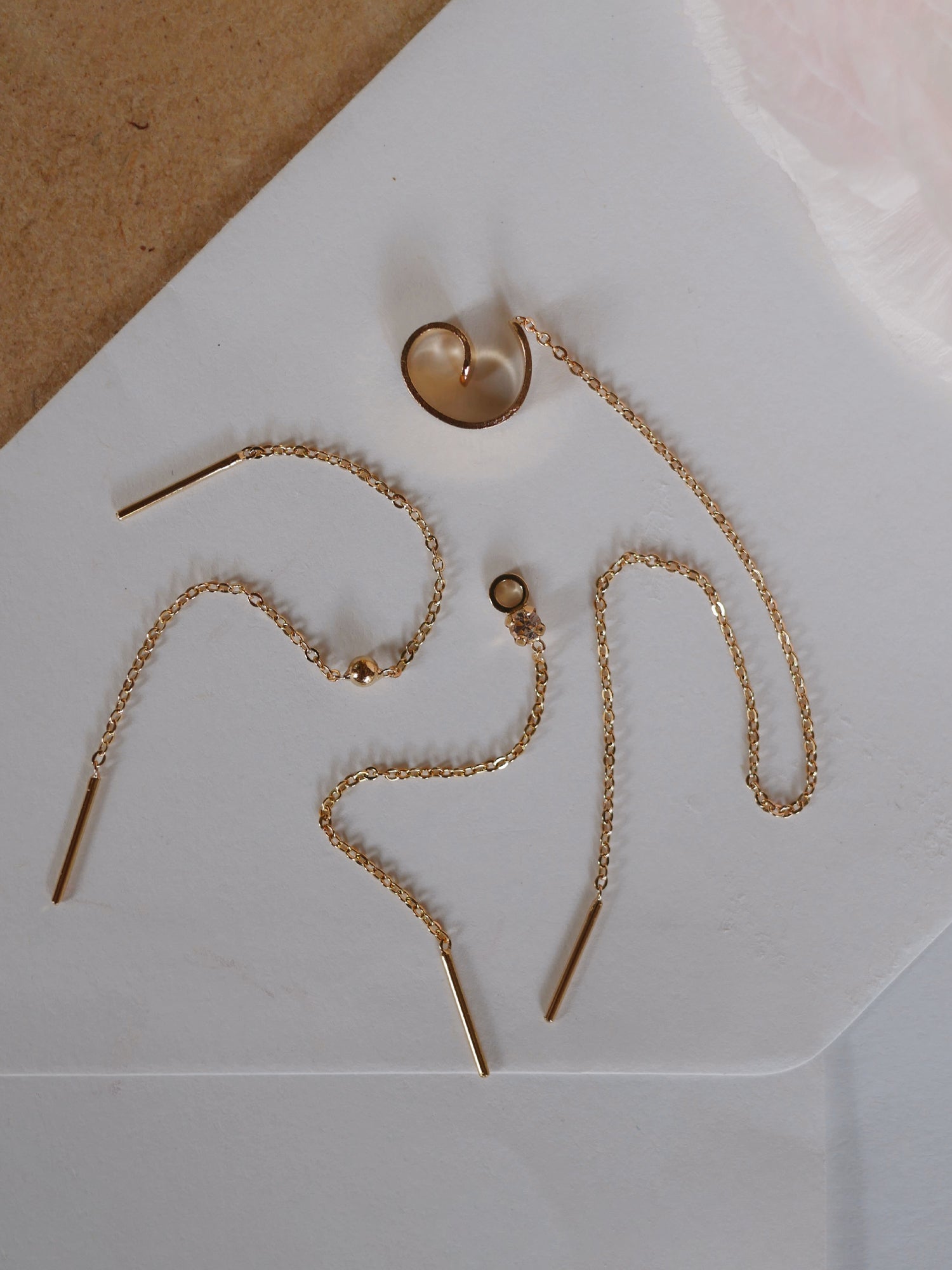 Boucles d'oreilles dorées avec chaîne April Please
