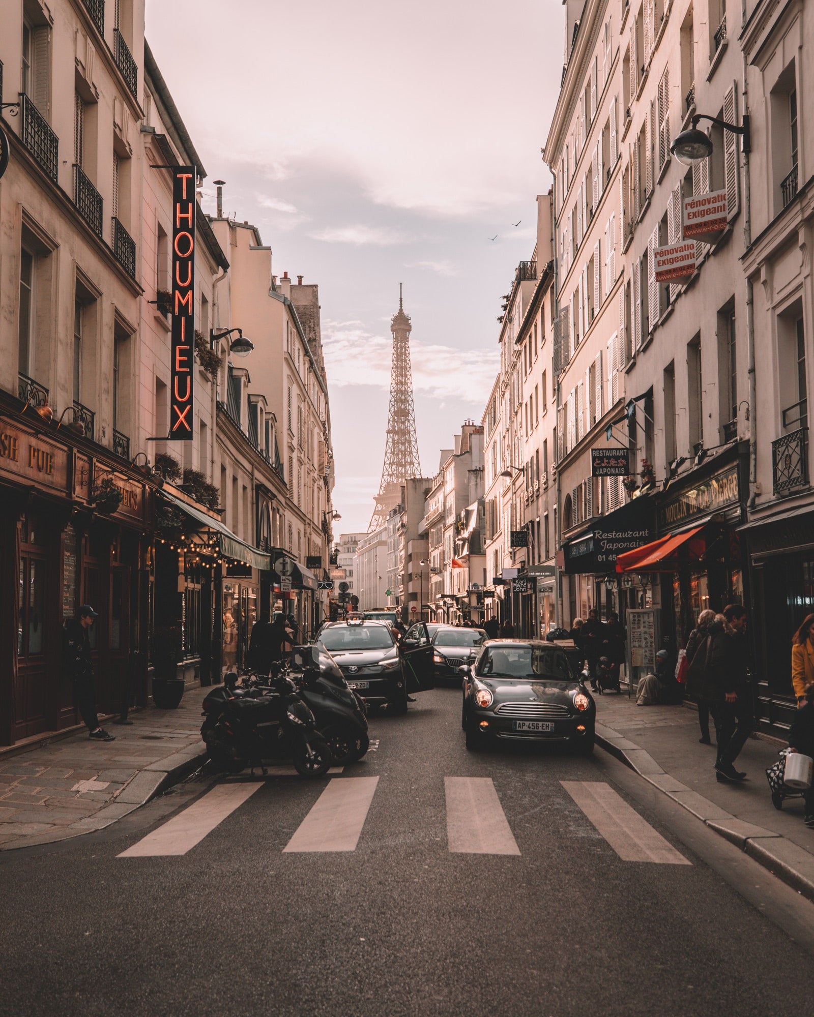 Paris et la tour Eiffel