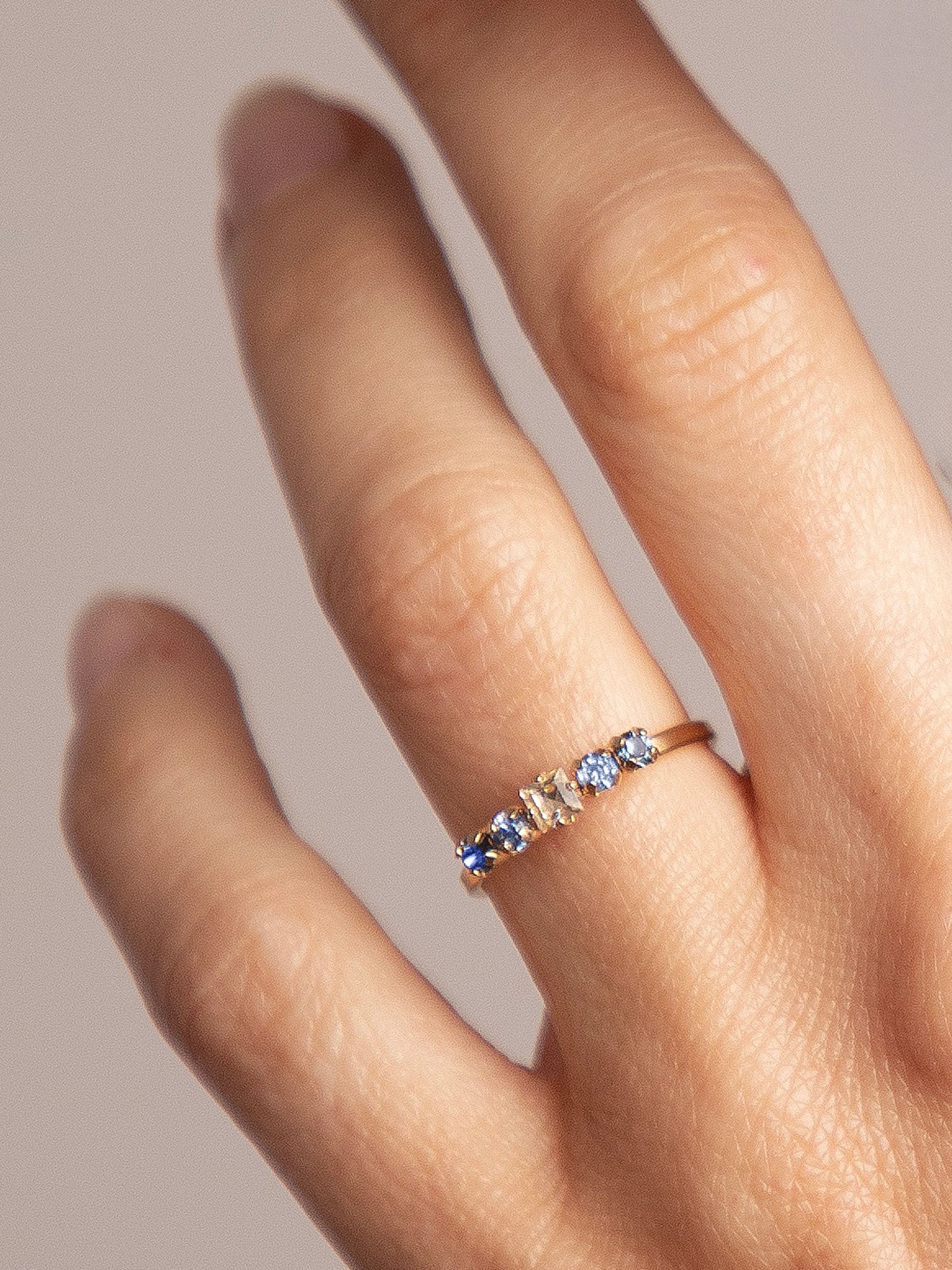 Bague Vincent avec pierres bleues April Please